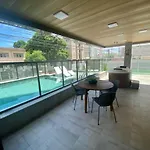 Studio luxuoso para 4 hóspedes, comportando ate 6.